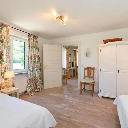Michels Huus - Schloss Holiday home Gelting